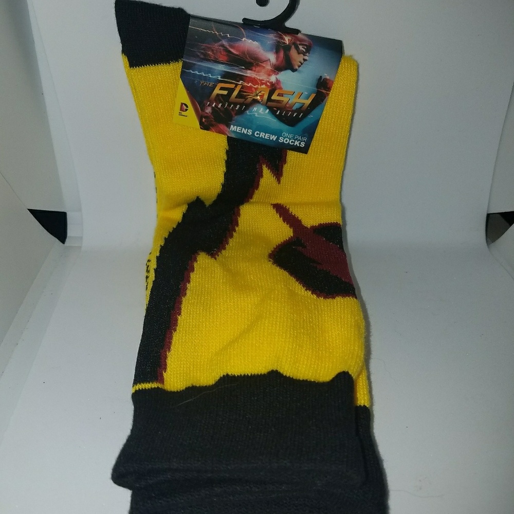 The Flash pair of men's crew socks